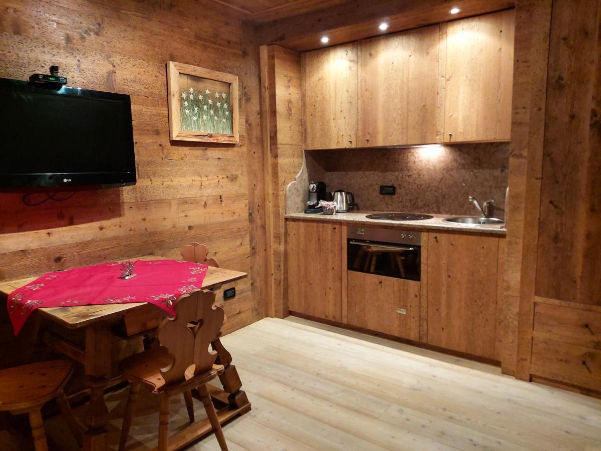 Appartamento Stella Alpina Cortina d'Ampezzo Bagian luar foto