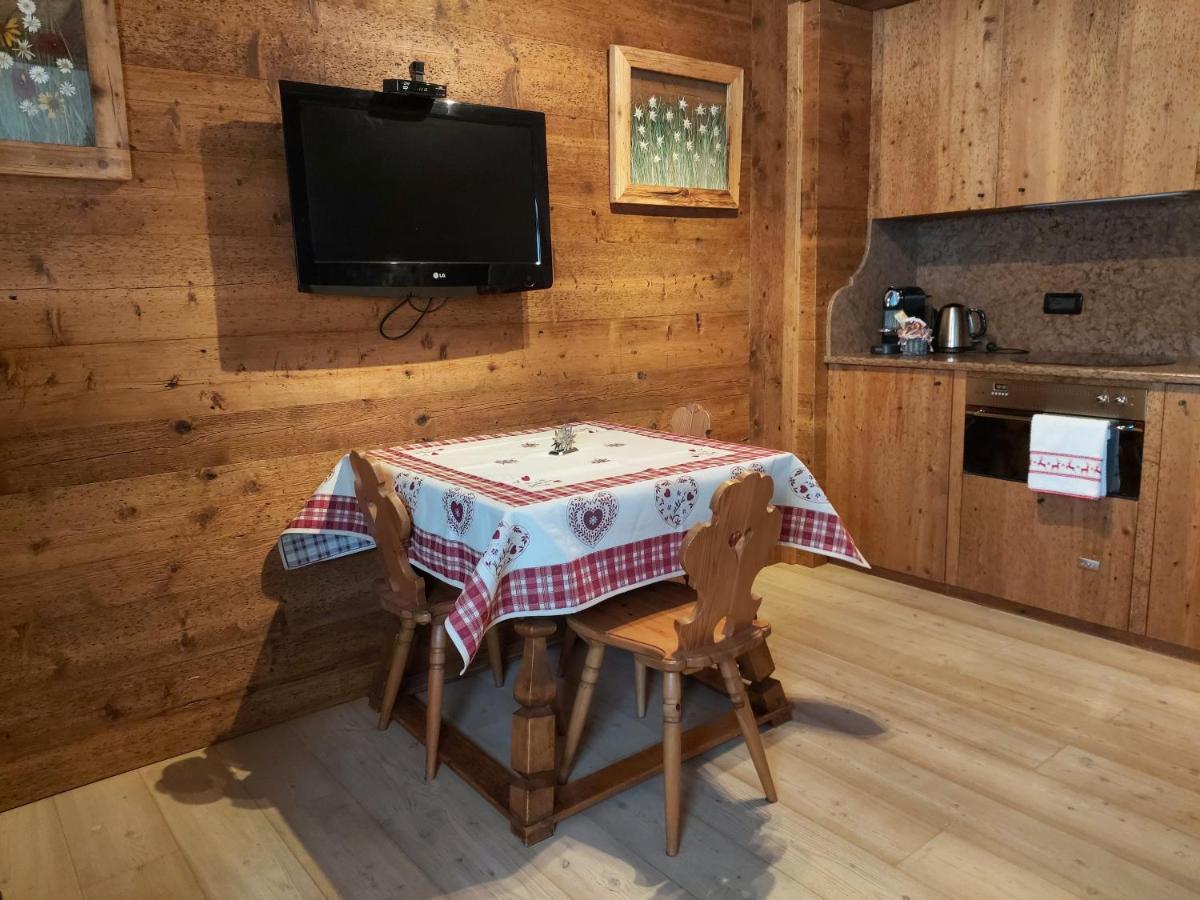 Appartamento Stella Alpina Cortina d'Ampezzo Bagian luar foto